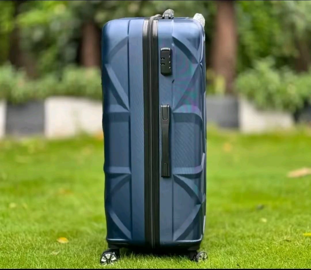 Geometric 3-Piece Hardshell Luggage Set