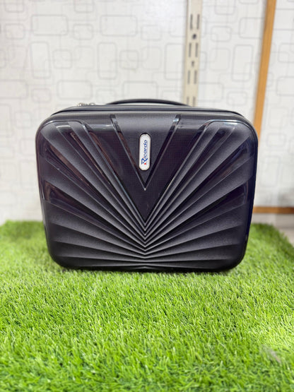 Ricardo Premium Hard Shell Travel Case