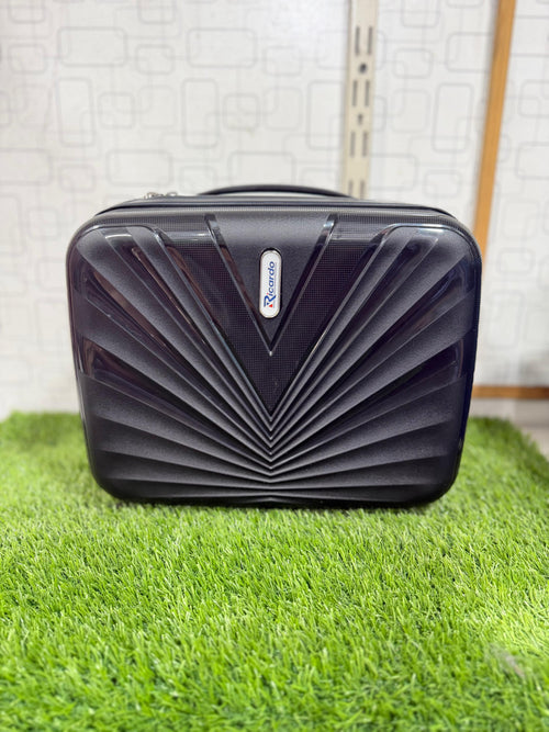 Ricardo Premium Hard Shell Travel Case