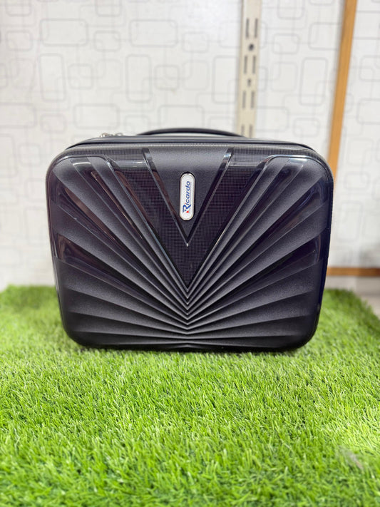 Ricardo Premium Hard Shell Travel Case